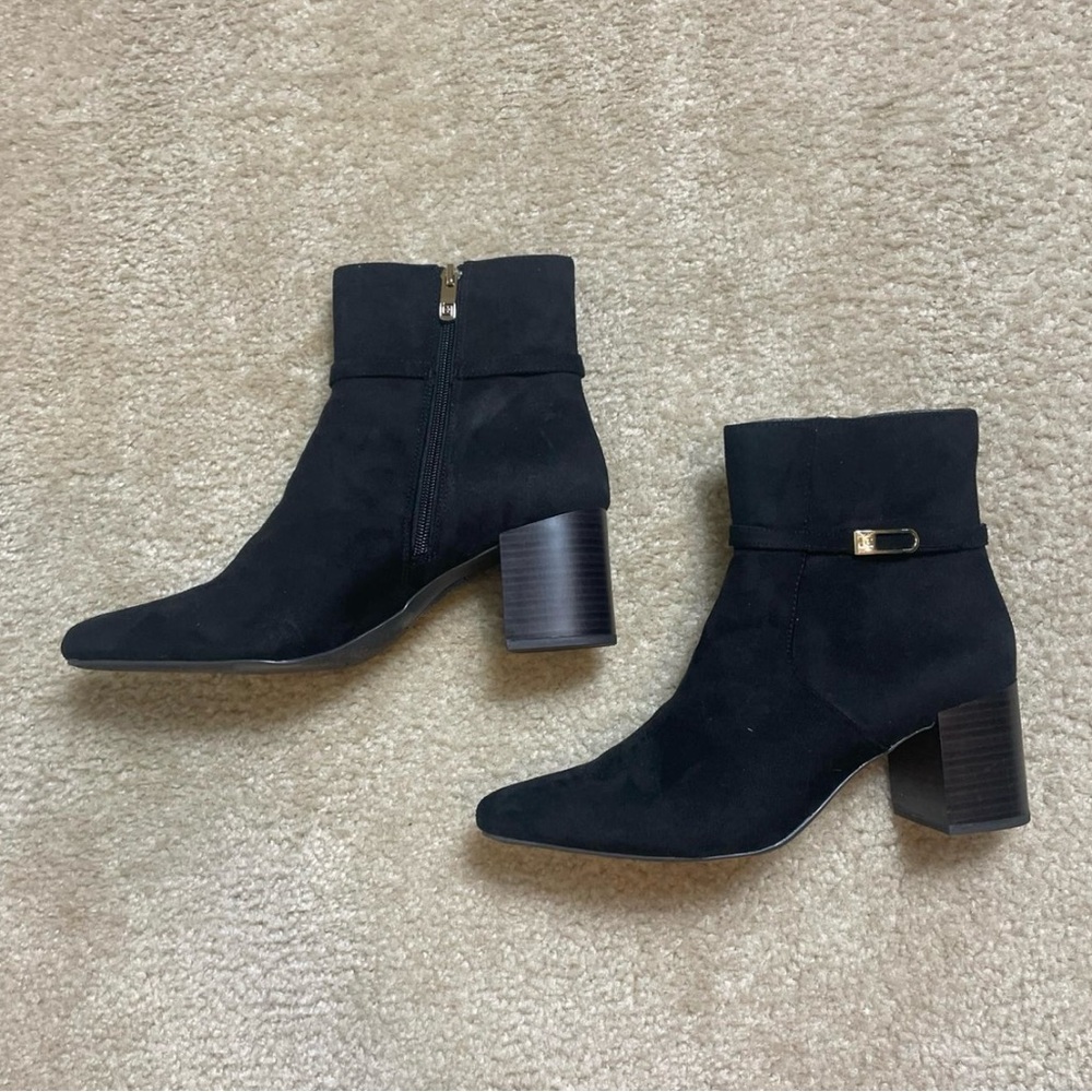 Liz Claiborne Black Ankle Boots